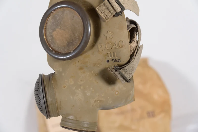 PC-40 Gasmaske aus dem 2. Weltkrieg