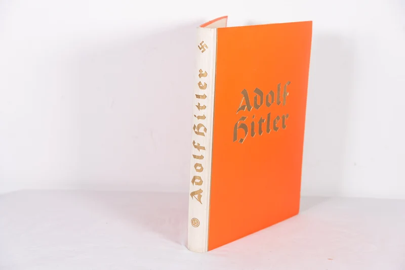 Adolf Hitler“ 1935 – Stickeralbum