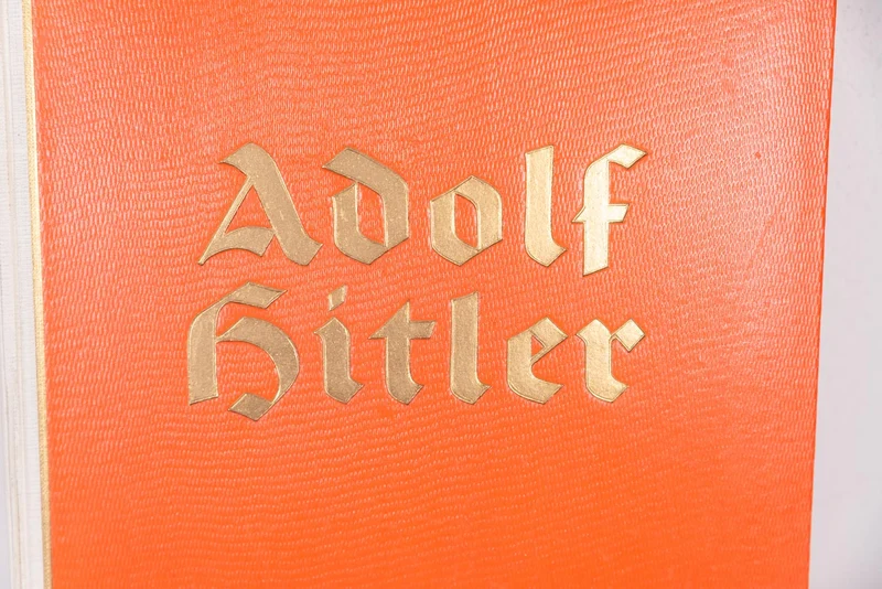Adolf Hitler“ 1935 – Stickeralbum