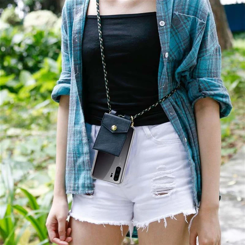 Cadorabo Handy Kette kompatibel mit Huawei P30 PRO Silikon Schutzhülle mit Gold Ringen, Kordel Band und abnehmbarem Etui