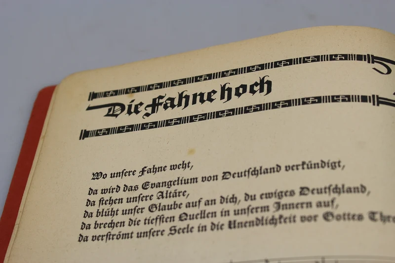 „Sonnenlauf in Lied und Spruch“ – 1938