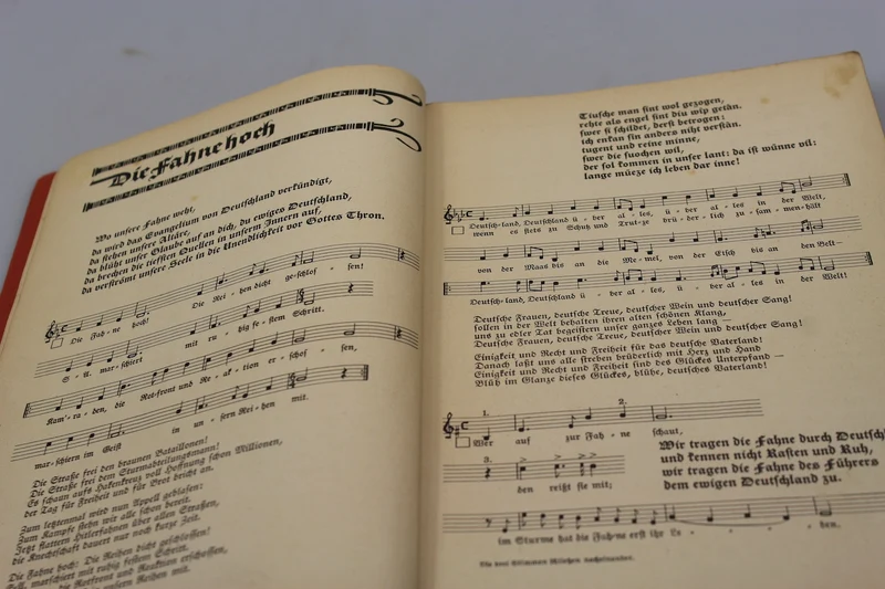 „Sonnenlauf in Lied und Spruch“ – 1938