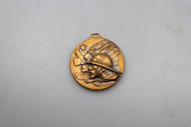 Italienische Äthiopien-Medaille „III. OKTOBER A. XIII IX. MAI A. XIV“