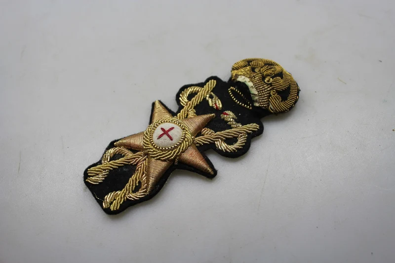 Schwarzer Mützenfries des 34. Sanitätsoffiziers REI WW 2