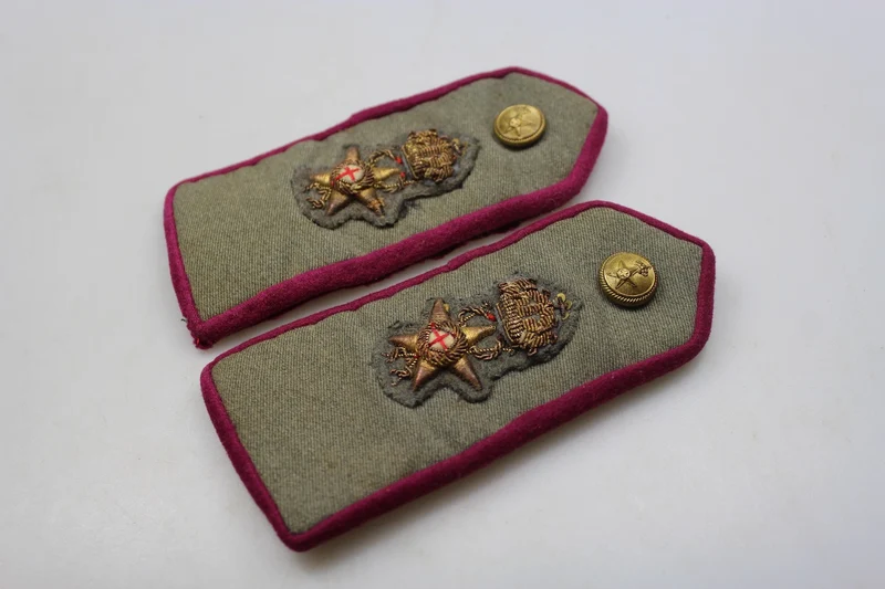 Paar M.34 offizielle REI WW 2 Schulterpolster