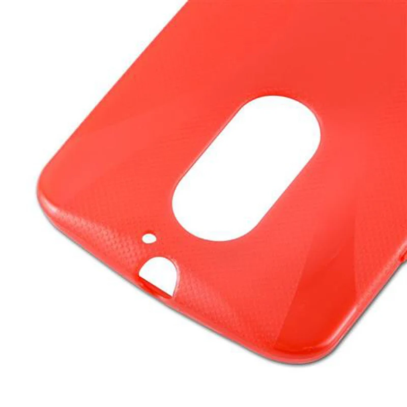 Cadorabo Hülle kompatibel mit Motorola MOTO X3 Schutzhülle aus flexiblem TPU Silikon
