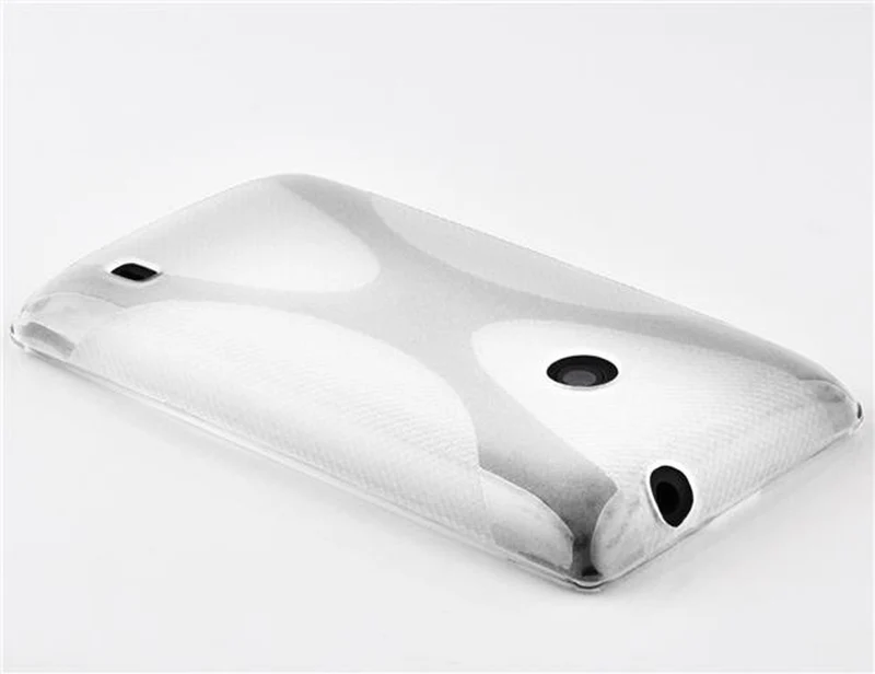 Cadorabo Hülle kompatibel mit Nokia Lumia X Schutzhülle aus flexiblem TPU Silikon