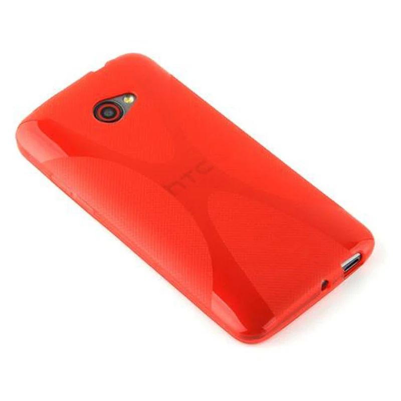 Cadorabo Hülle kompatibel mit HTC BUTTERFLY S Schutzhülle aus flexiblem TPU Silikon