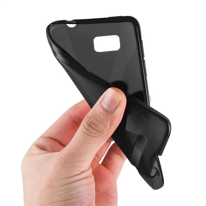 Cadorabo Hülle kompatibel mit HTC ONE SU Schutzhülle aus flexiblem TPU Silikon