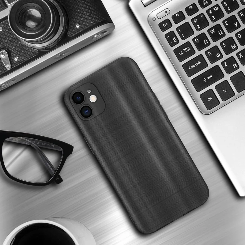 Cadorabo Hülle kompatibel mit Apple iPhone 11 TPU Silikon Case Cover