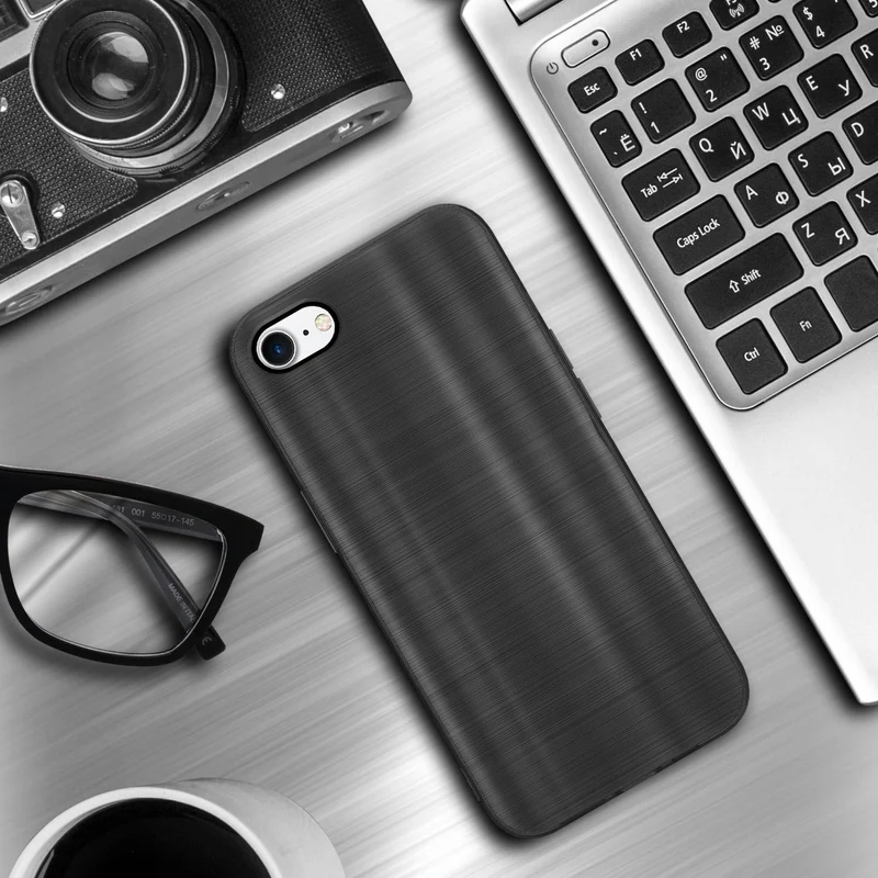 Cadorabo Hülle kompatibel mit Apple iPhone 7 / 7S / 8 / SE 2020 TPU Silikon Case Cover