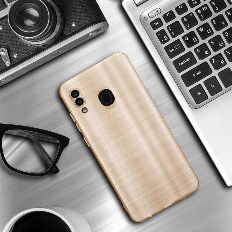 Cadorabo Hülle kompatibel mit Samsung Galaxy A20 / A30 / M10s TPU Silikon Case Cover