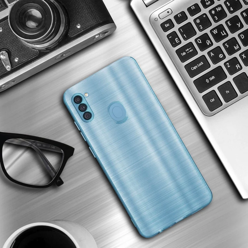 Cadorabo Hülle kompatibel mit Samsung Galaxy A11 / M11 TPU Silikon Case Cover