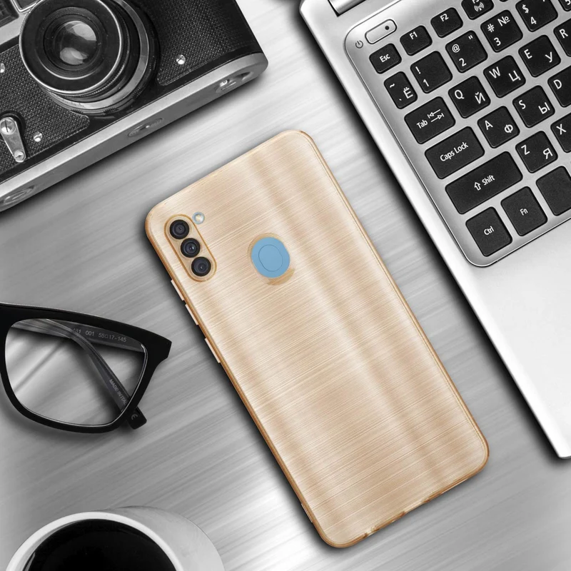 Cadorabo Hülle kompatibel mit Samsung Galaxy A11 / M11 TPU Silikon Case Cover