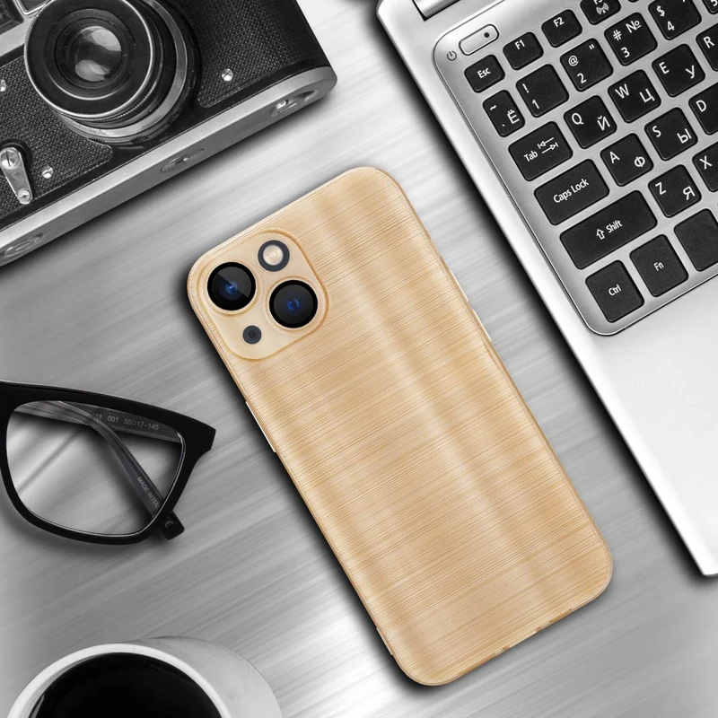 Cadorabo Hülle kompatibel mit Apple iPhone 13 TPU Silikon Case Cover