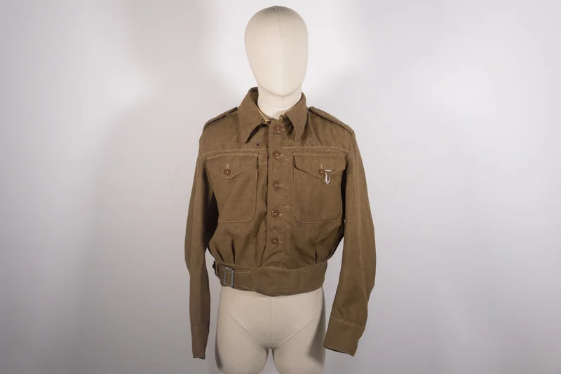 Englische Kampfanzugjacke aus dem 2. Weltkrieg