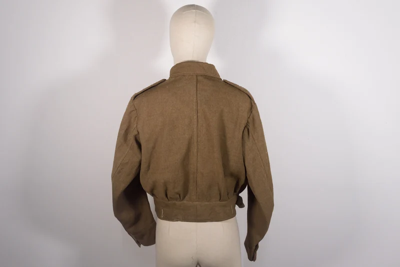 Englische Kampfanzugjacke aus dem 2. Weltkrieg