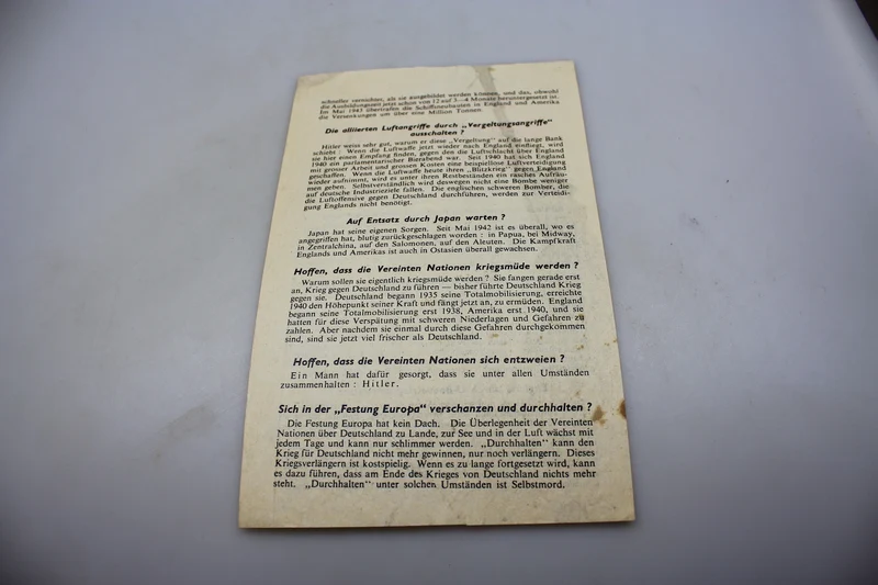 „Was kann Deutschland noch tun?“ Propagandaflugblatt der Alliierten aus dem 2. Weltkrieg