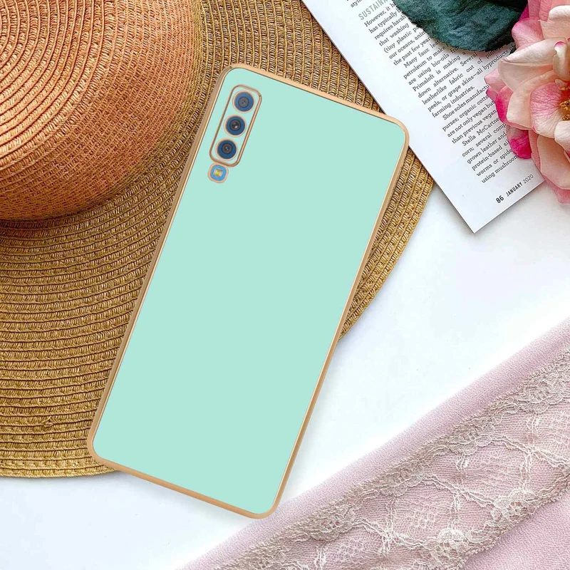 Cadorabo Hülle kompatibel mit Samsung Galaxy A7 2018 TPU Silikon Case Cover