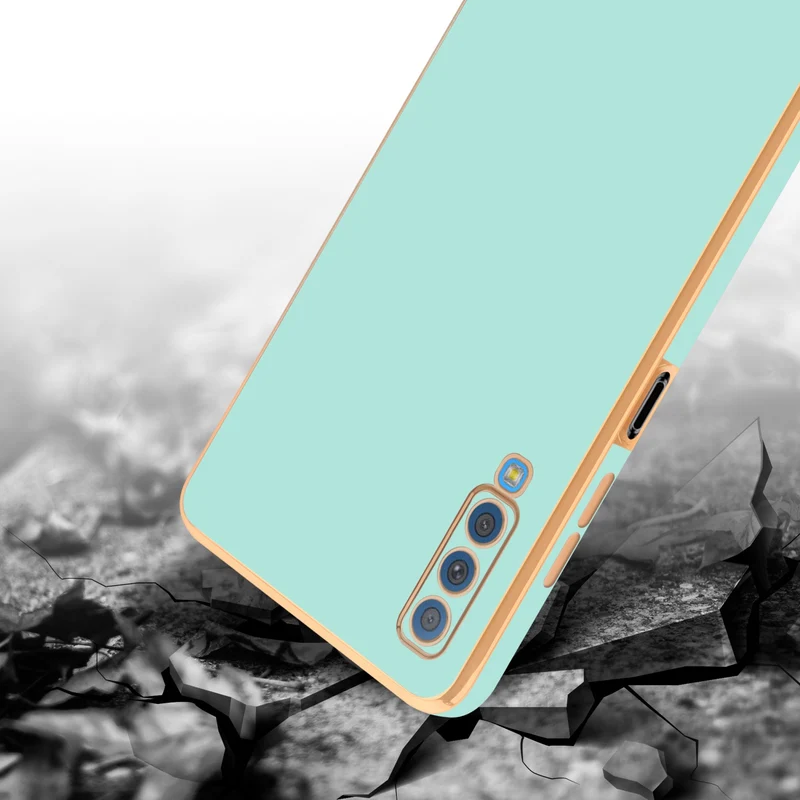 Cadorabo Hülle kompatibel mit Samsung Galaxy A7 2018 TPU Silikon Case Cover