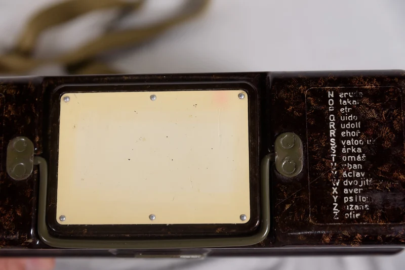 Feldtelefon TP-25 - Tschechische Armee 50er/60er Jahre