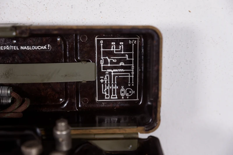 Feldtelefon TP-25 - Tschechische Armee 50er/60er Jahre