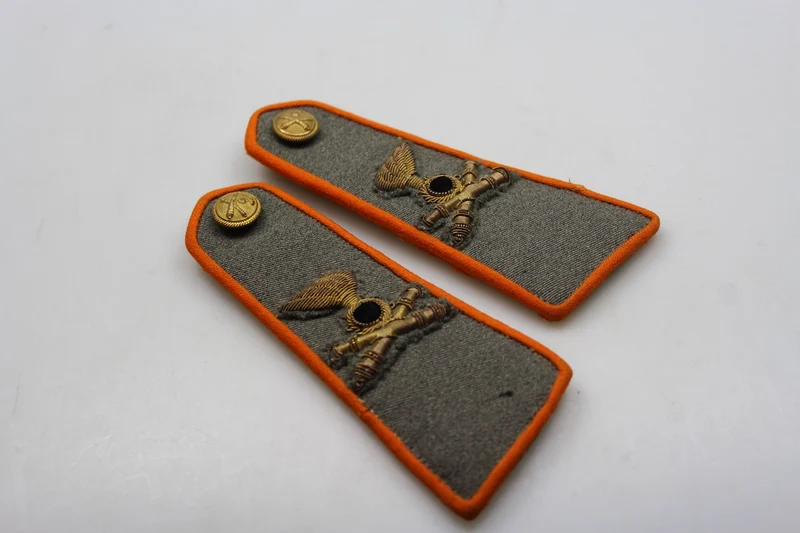 Paar Schulterstücke M.34 Artillery Officer REI WW 2