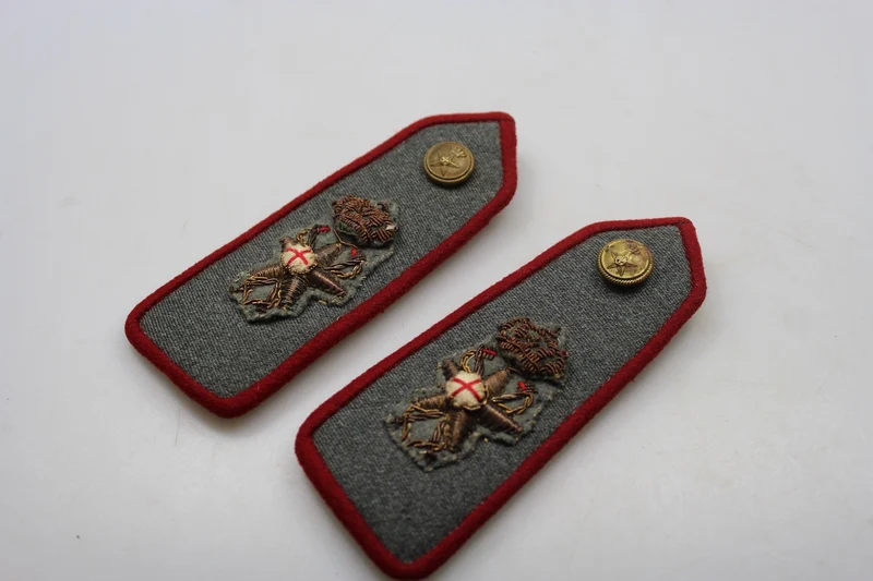 Paar M.34 REI Medical Officer Schulterpolster