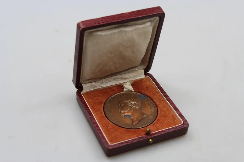 Nicht tragbare Medaille VE II° „Nationales Institut für die Töchter italienischer Soldaten“
