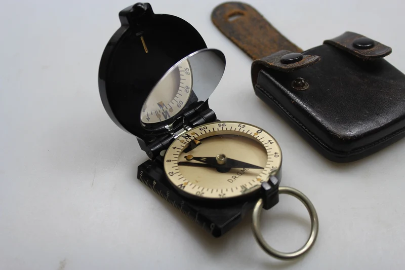 "Busch Rathenow" Kompass mit WH WW" Etui