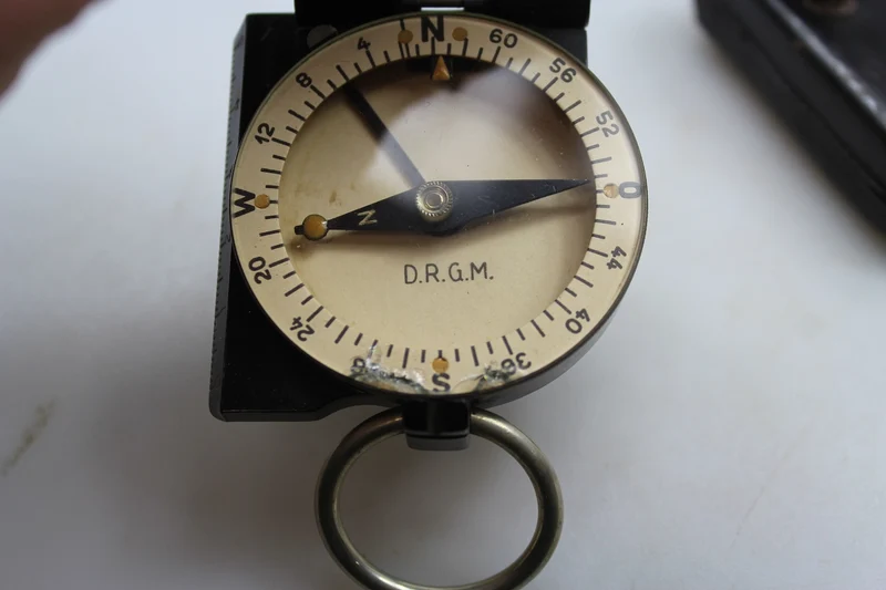 "Busch Rathenow" Kompass mit WH WW" Etui