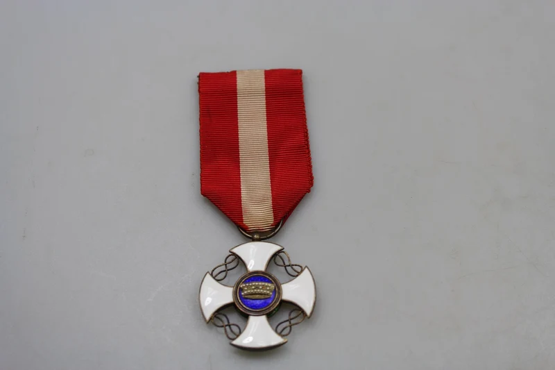 Ritterkreuz des Ordens der Krone von Italien mit Urkunde
