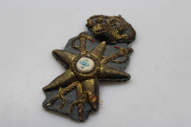 M.34 Offiziersapotheker REI WW 2 Mützenabzeichen