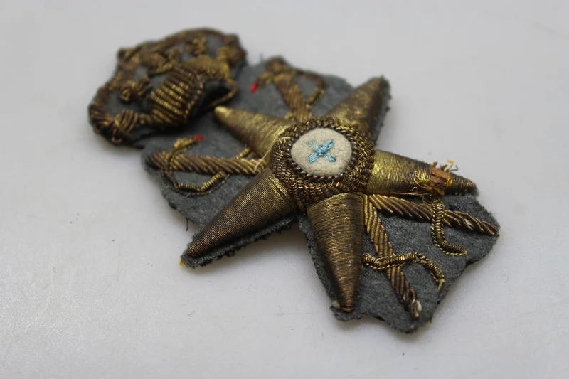 M.34 Offiziersapotheker REI WW 2 Mützenabzeichen