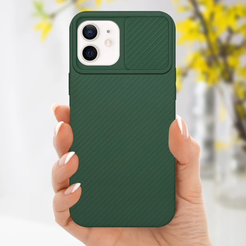 Cadorabo Hülle kompatibel mit Apple iPhone 12 TPU Silikon Case Cover