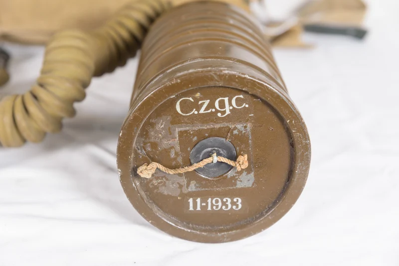 M.33 REI-Gasmaske