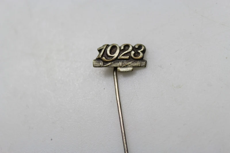 Anstecknadel eingetragen in der Fasci di Combattimento 1923