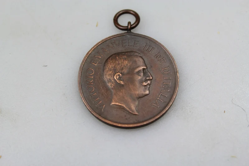 Wettkampfmedaille „Schießen“ für REI-Offiziere