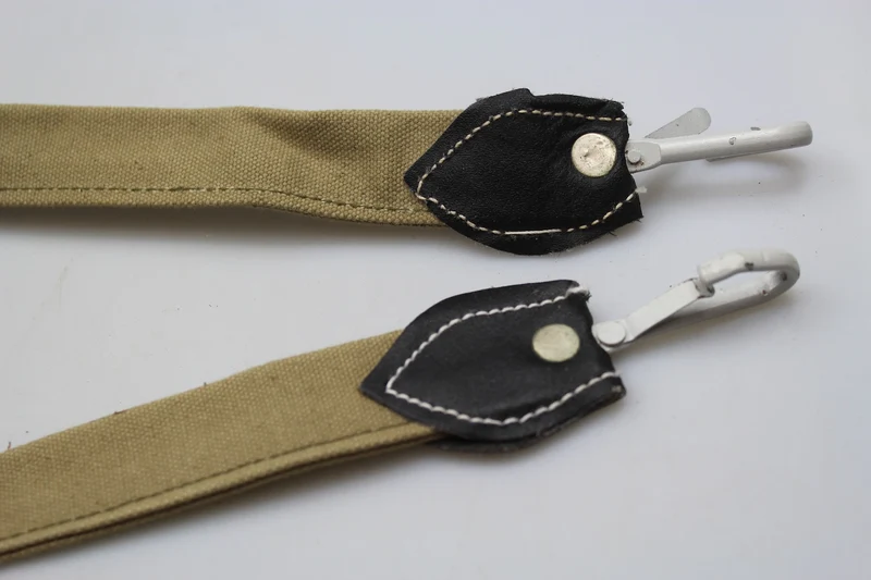 Reproduktion Schultergurt WH WW 2 Brotbeutel