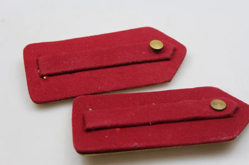 M.34-Schulterpolster mit WW2-Goldplatte