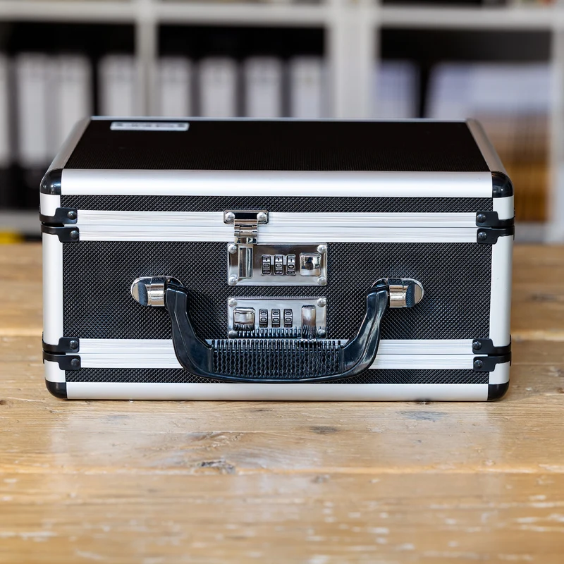 Alu Pistolenkoffer, Kurzwaffenkoffer, Zahlenschloss, Universalkoffer, HMF 14401
