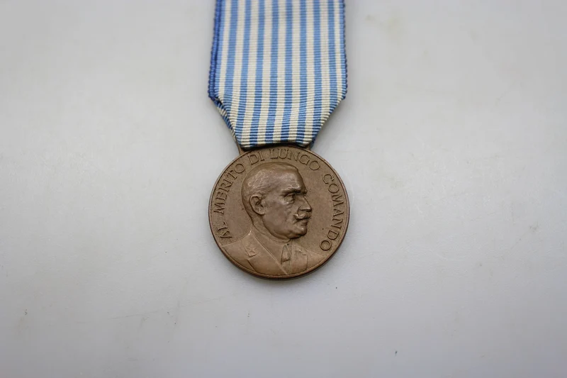 Verdienstmedaille für langes Kommando mit REI-Zertifikat