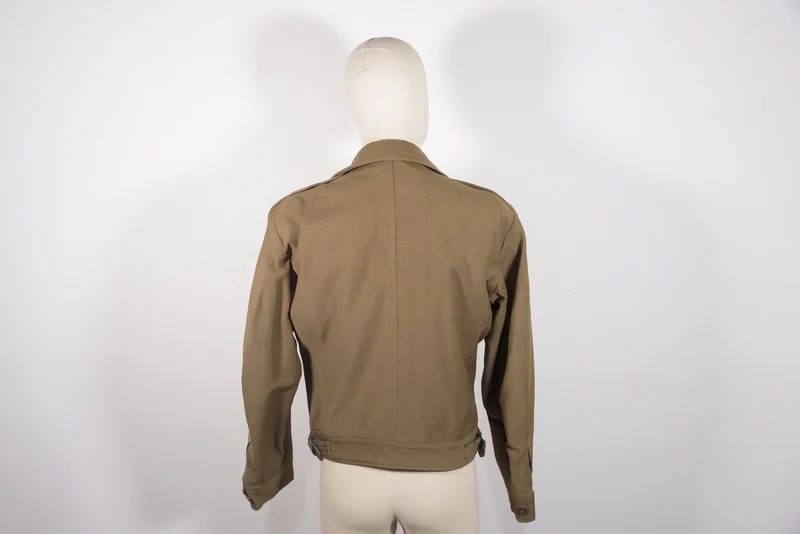 US Army "Ike" WW 2 Jacke mit "Berlin Occupation" Patch