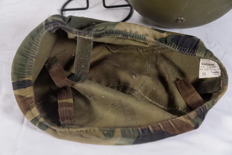 M.33 EI-Helm aus den 80er/90er Jahren