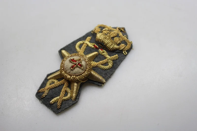 Emblem für die M.34 REI Gesundheitsbeamtenmütze