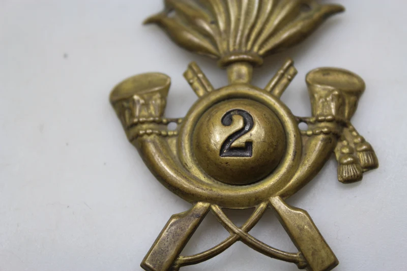 Kopfschmuckemblem der Royal Financial Guard aus dem Zweiten Weltkrieg