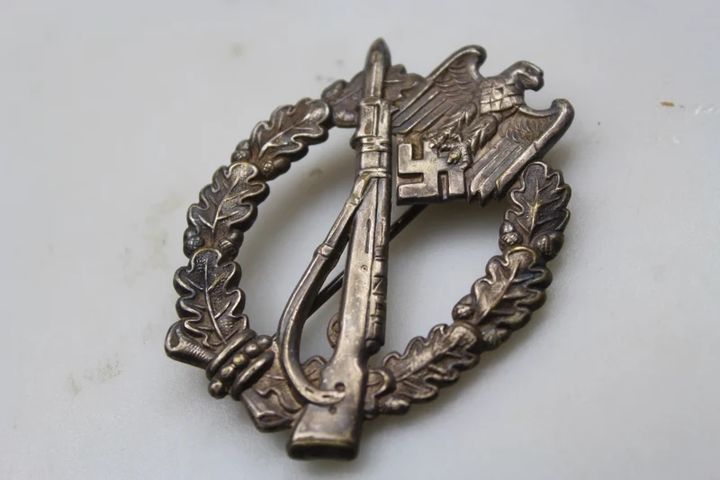 Infanterie Sturmabzeichen Abzeichen „hohl“