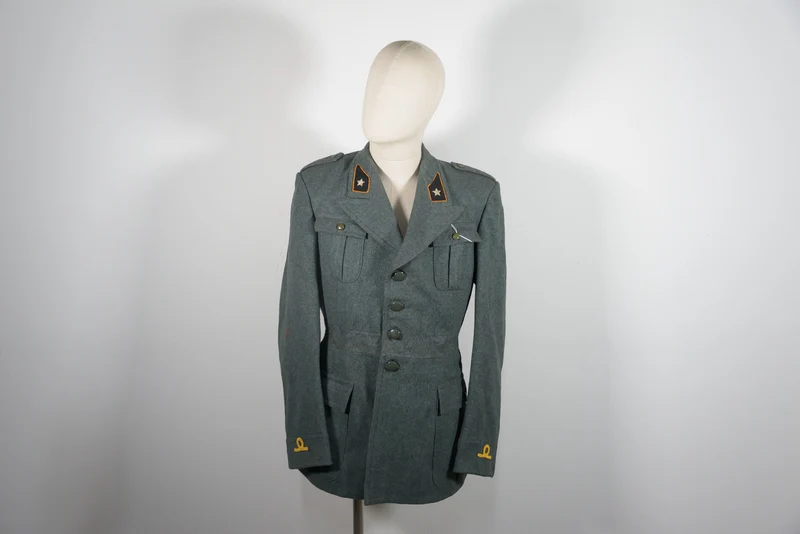 M.40 Jacke Second Lieutenant Artillerie REI 2. Weltkrieg