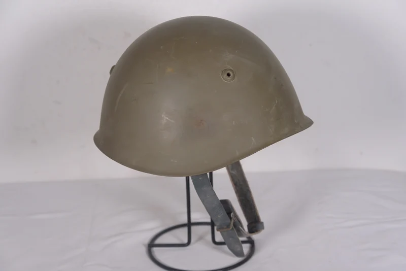 M.33 E Helm aus den 60er Jahren