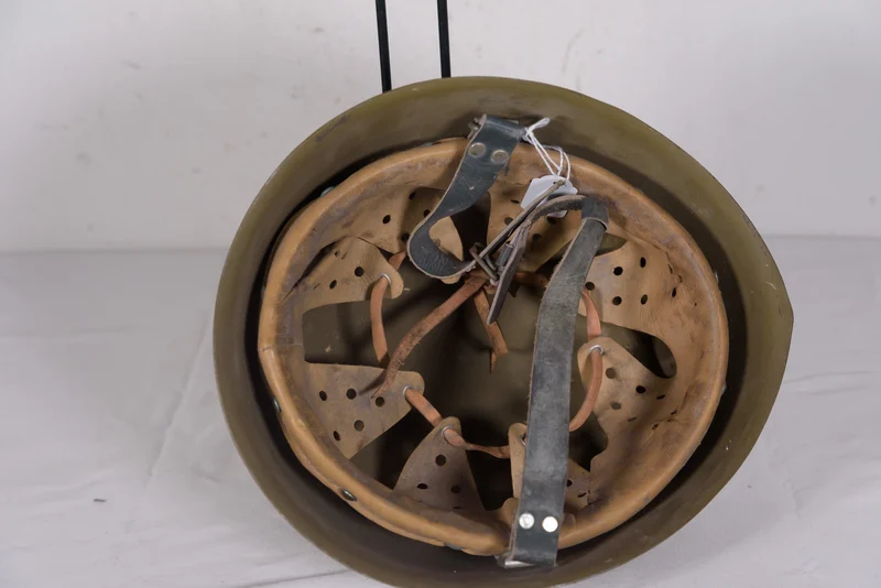 M.33 E Helm aus den 60er Jahren